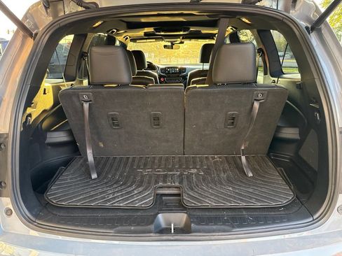 Used 2022 Honda Pilot Black Edition image 23