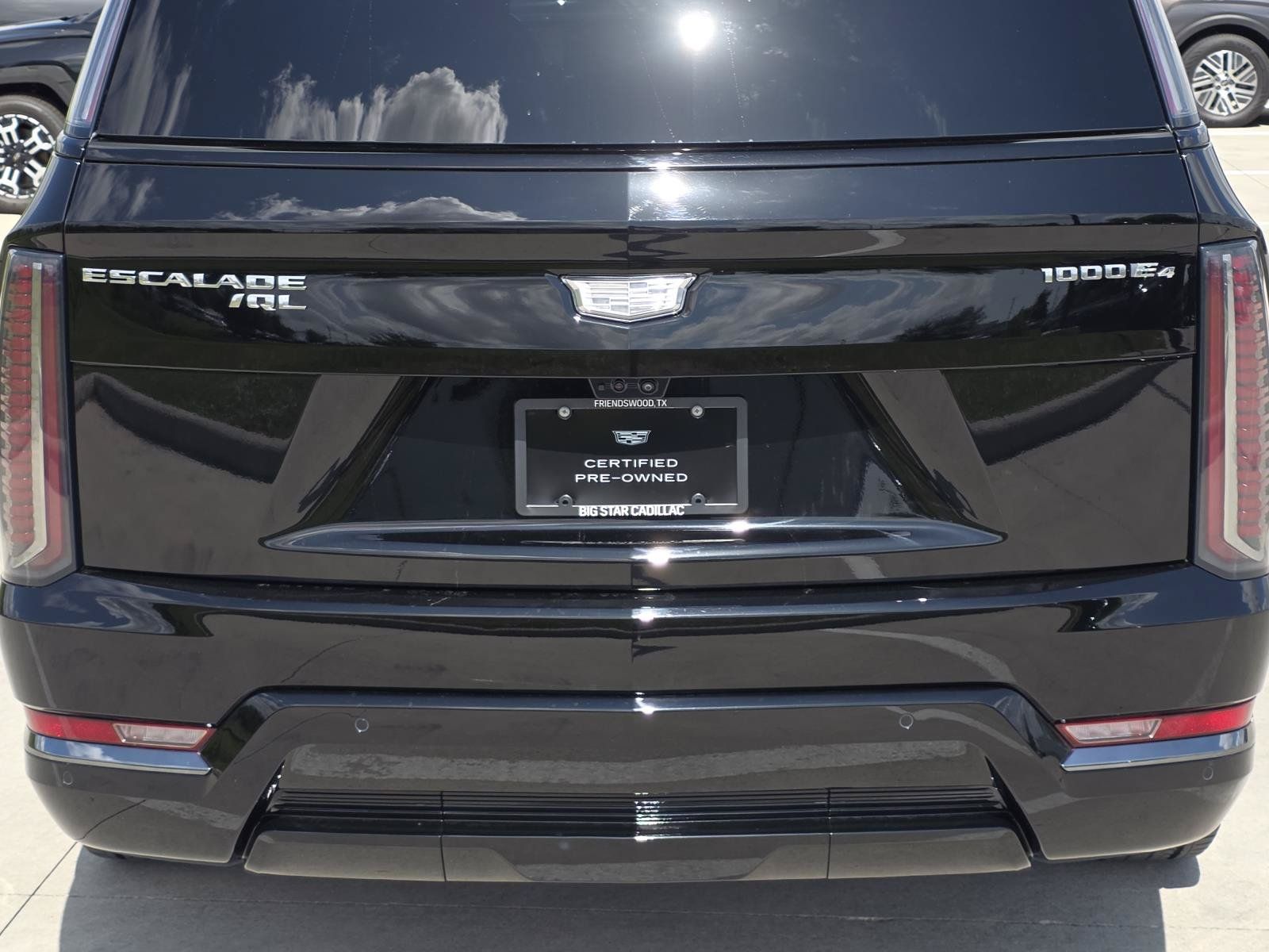 Certified 2026 Cadillac Escalade IQL Sport 1 AWD/4WD image 10