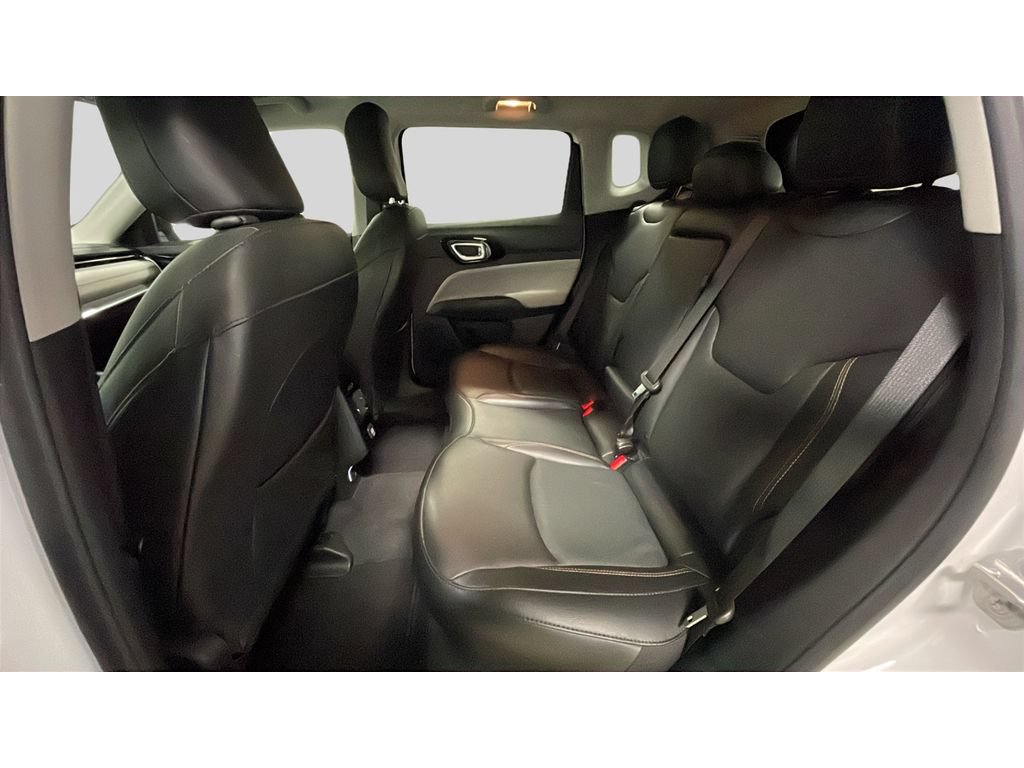 Used 2022 Jeep Compass Limited AWD/4WD image 15