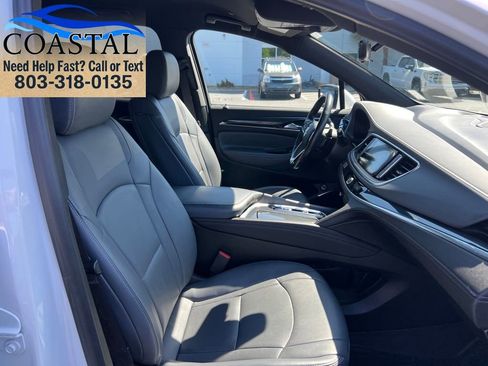 Used 2022 Buick Enclave Premium FWD image 26