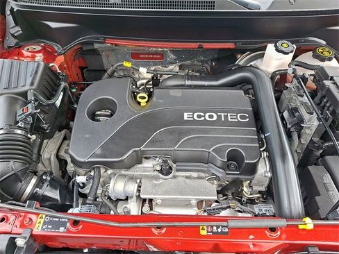 Certified 2022 Chevrolet Equinox RS w/ Infotainment Package image 27