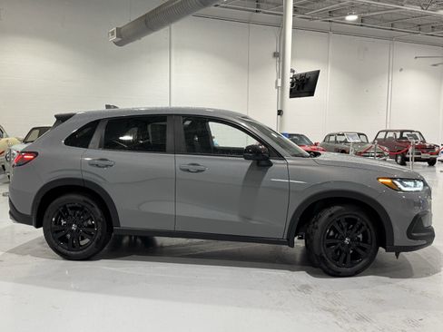 New 2026 Honda HR-V Sport image 3