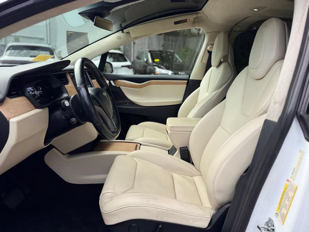 Used 2018 Tesla Model X 100D AWD/4WD image 18