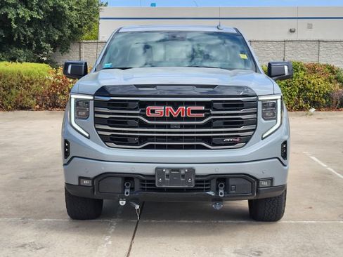 Used 2025 GMC Sierra 1500 AT4 w/ AT4 Premium Package AWD/4WD image 2