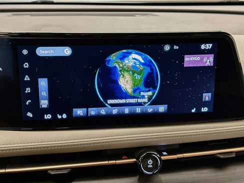 Used 2023 Nissan Ariya AWD image 22