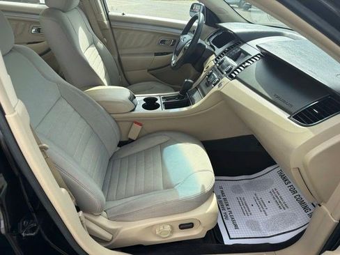 Used 2018 Ford Taurus SE FWD image 20