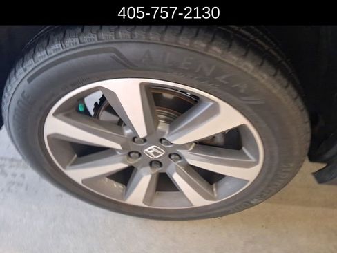 Used 2024 Honda Pilot Elite image 8