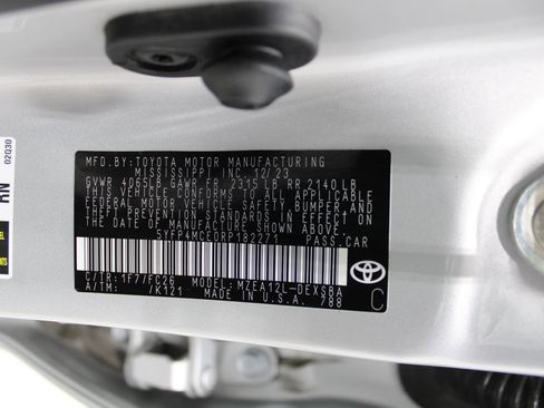 Used 2024 Toyota Corolla SE w/ SE Premium Package FWD image 43