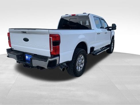 Used 2024 Ford F250 Lariat w/ Chrome Package image 7