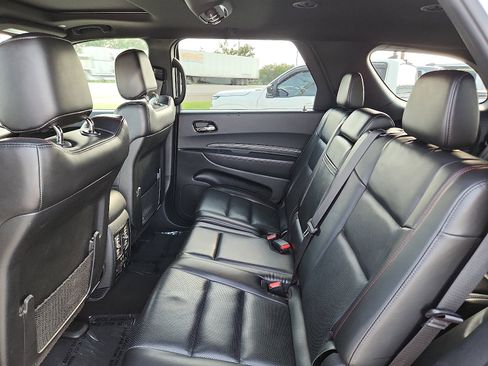 Used 2024 Dodge Durango GT image 9