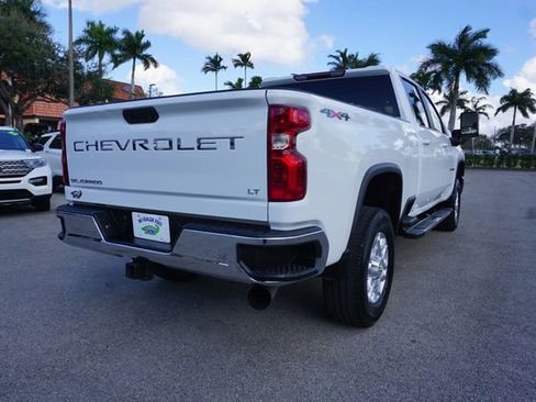 Used 2024 Chevrolet Silverado 2500 LT w/ Convenience Package image 7