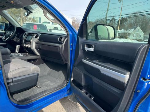 Used 2016 Toyota Tundra SR5 image 21