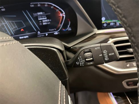 Used 2023 BMW X5 xDrive40i w/ Premium Package image 15