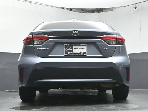 Used 2021 Toyota Corolla LE w/ LE Convenience Package FWD image 34