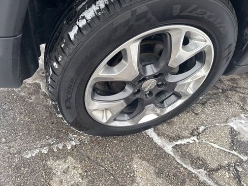 Used 2020 Jeep Compass Limited image 19