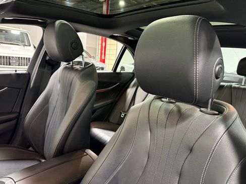 Used 2019 Mercedes-Benz E 300 4MATIC w/ Premium 1 Package image 18
