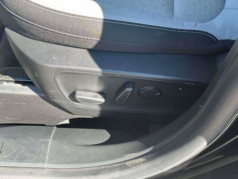 Used 2024 Ford Escape Active image 18