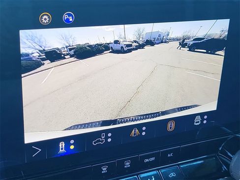 Certified 2024 Chevrolet Colorado Trail Boss w/ Technology Package image 25