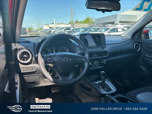 Used 2022 Hyundai Kona SEL FWD image 14
