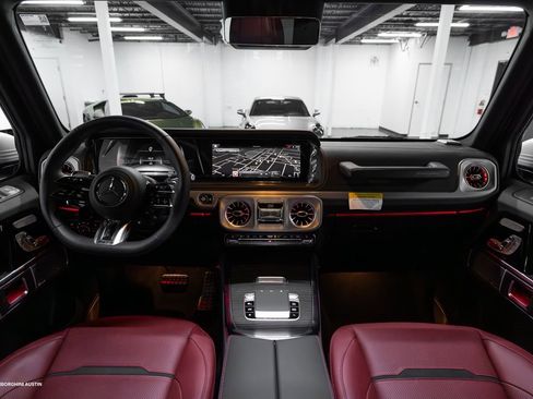 Used 2025 Mercedes-Benz G 63 AMG G 63 AMG image 2