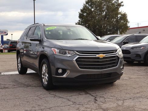 Used 2020 Chevrolet Traverse LT w/ Driver Confidence II Package image 1