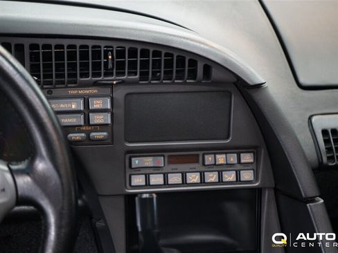 Used 1991 Chevrolet Corvette Convertible RWD image 27