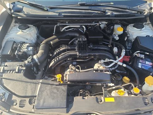 Used 2018 Subaru Crosstrek 2.0i Premium w/ Eyesight System image 23