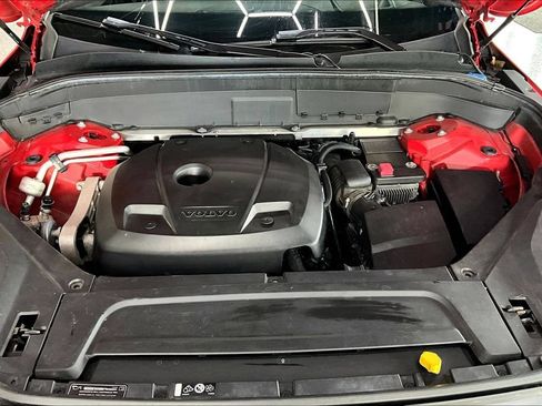 Used 2016 Volvo XC90 T6 R-Design w/ Vision Package AWD/4WD image 33