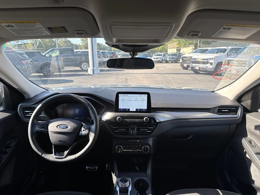 Used 2023 Ford Escape Active w/ Cold Weather Package FWD image 13
