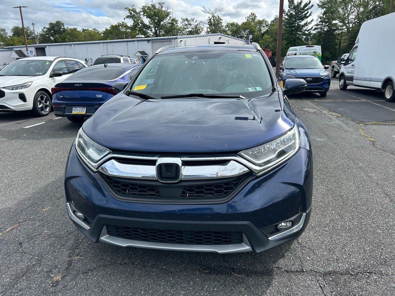 Used 2019 Honda CR-V Touring image 2
