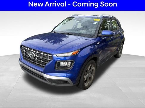 Used 2022 Hyundai Venue SEL FWD image 1