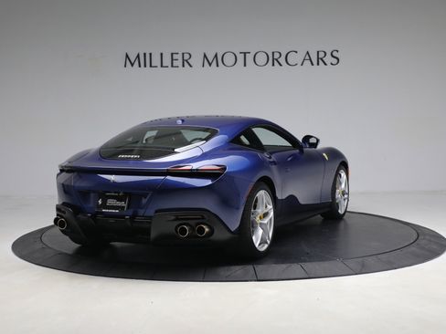 Certified 2022 Ferrari Roma image 9