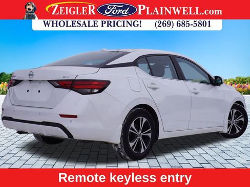 Used 2020 Nissan Sentra SV image 5