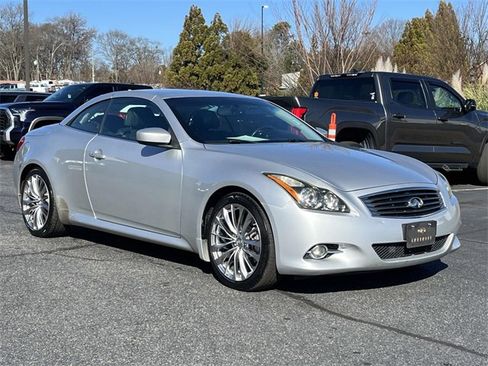 Used 2011 INFINITI G37 Base w/ Premium Pkg image 30