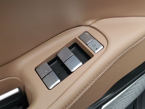 New 2026 Lincoln Navigator L Black Label AWD/4WD image 10