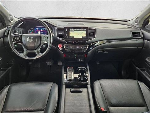 Used 2021 Honda Pilot Touring image 18