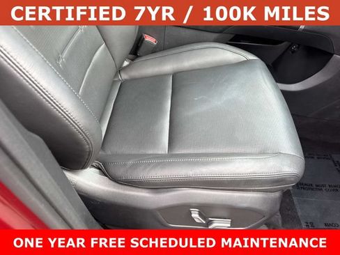 Used 2025 Hyundai Santa Fe Limited AWD/4WD image 10