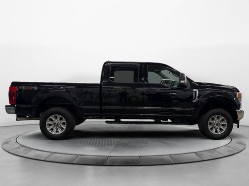 Used 2022 Ford F250 XLT image 2