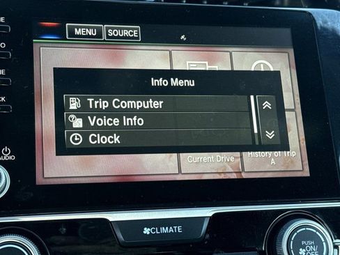 Used 2020 Honda Civic Sport image 28