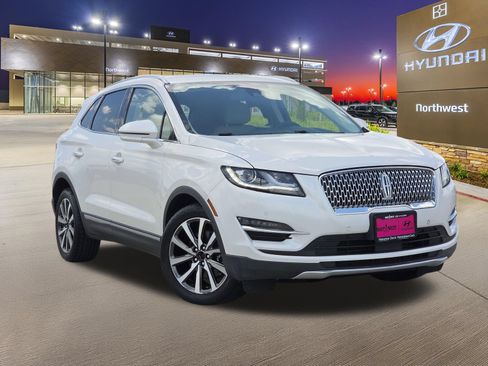 Used 2019 Lincoln MKC Reserve w/ MKC Technology Package FWD image 3