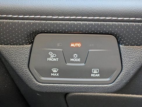 New 2026 Volkswagen Atlas SEL Premium R-Line image 17