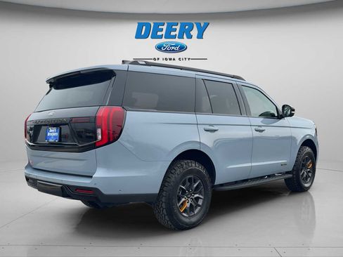 Used 2025 Ford Expedition Tremor image 6