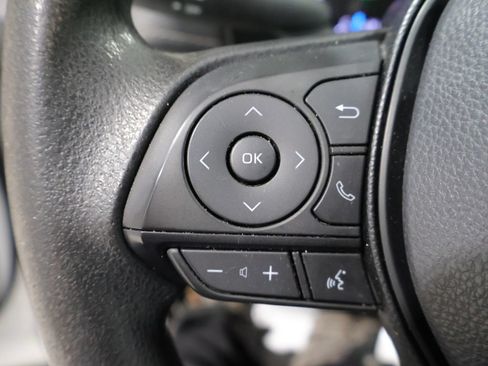 Used 2019 Toyota RAV4 LE w/ Carpet Mat Package AWD/4WD image 31