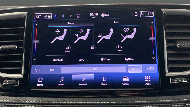 Used 2025 Chrysler Pacifica Select AWD/4WD image 18