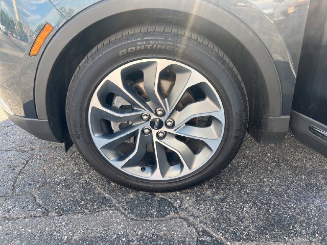 Certified 2023 Lincoln Nautilus Reserve AWD/4WD image 30