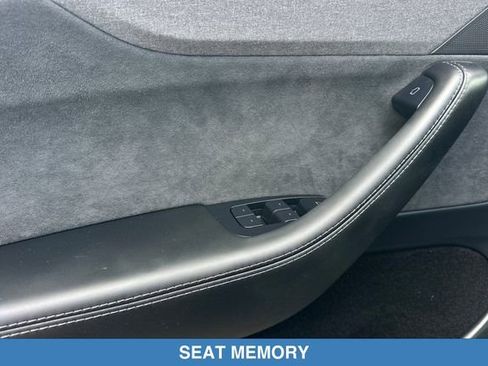 Used 2026 Tesla Model Y 2WD image 12