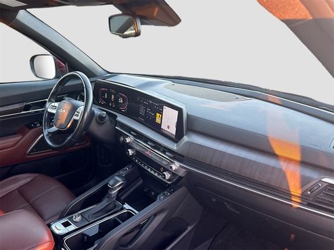 Used 2024 Kia Telluride EX image 29