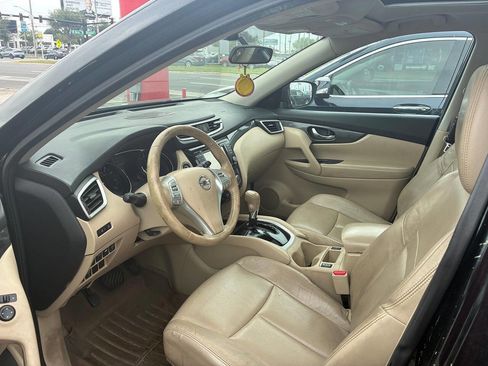Used 2015 Nissan Rogue SL w/ SL Premium Package FWD image 14