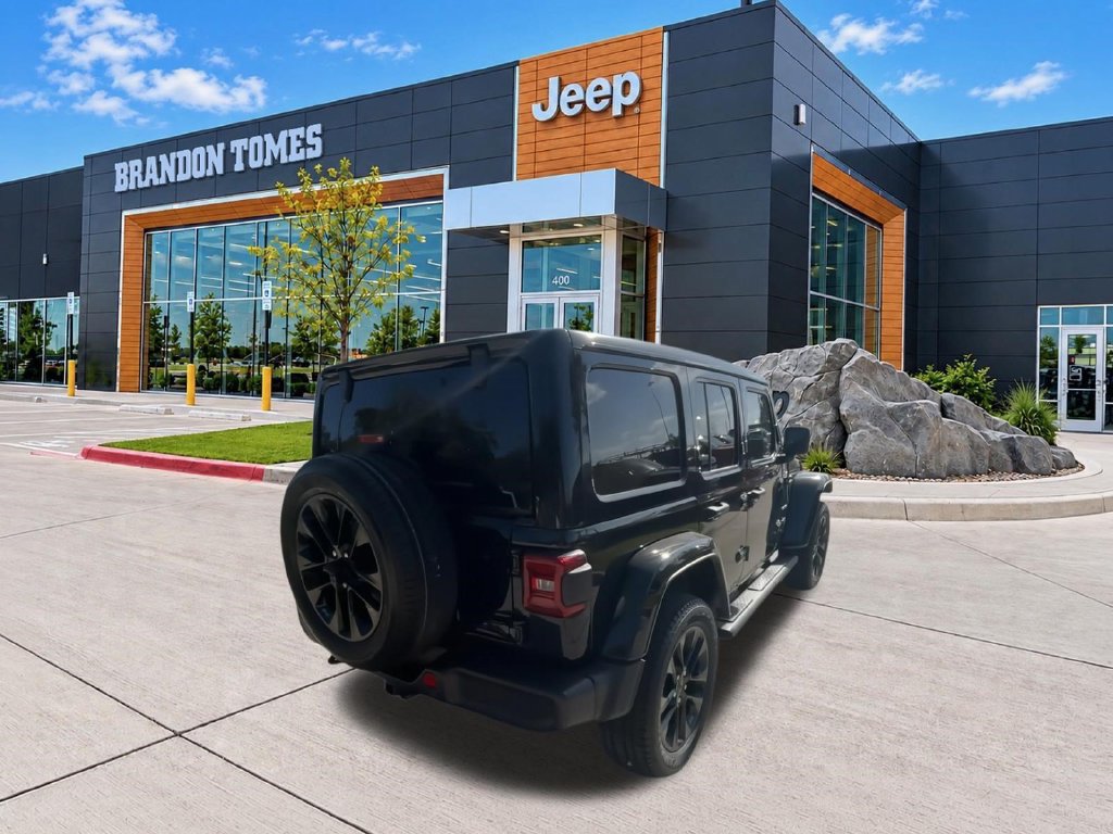 Used 2021 Jeep Wrangler Unlimited Sahara w/ Cold Weather Group AWD/4WD image 7