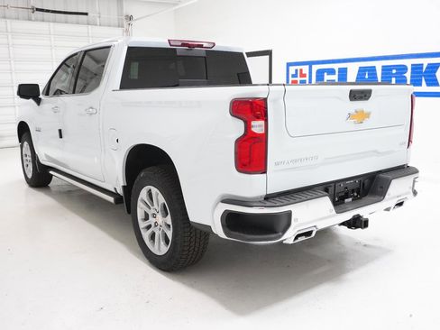New 2026 Chevrolet Silverado 1500 LTZ w/ LTZ Premium Texas Edition AWD/4WD image 7